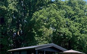 Holiday Hut